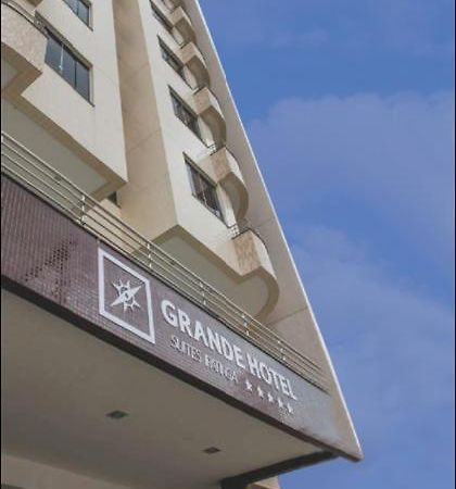 Grande Hotel Ипатинга Екстериор снимка