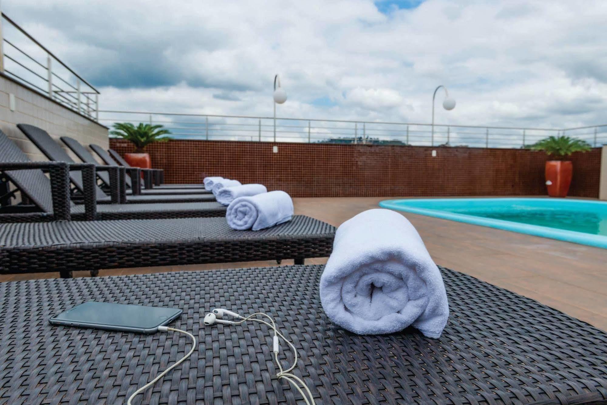 Grande Hotel Ипатинга Екстериор снимка